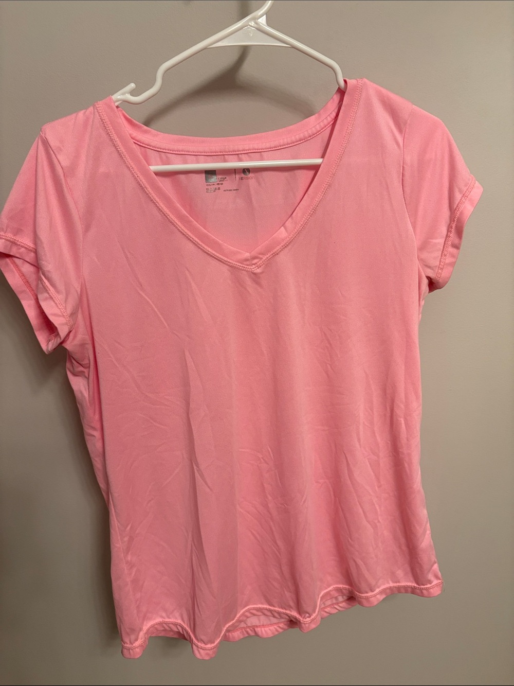 Xersion Pink V-Neck Short Sleeve Tee